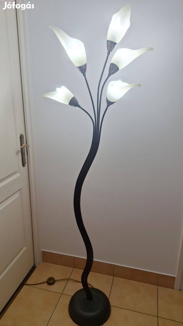 Eladó szép virág alakú 5 égős állólámpa