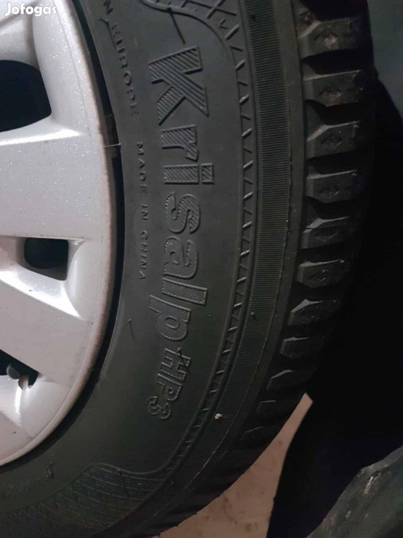 Eladó szerelt téli gumi szett 