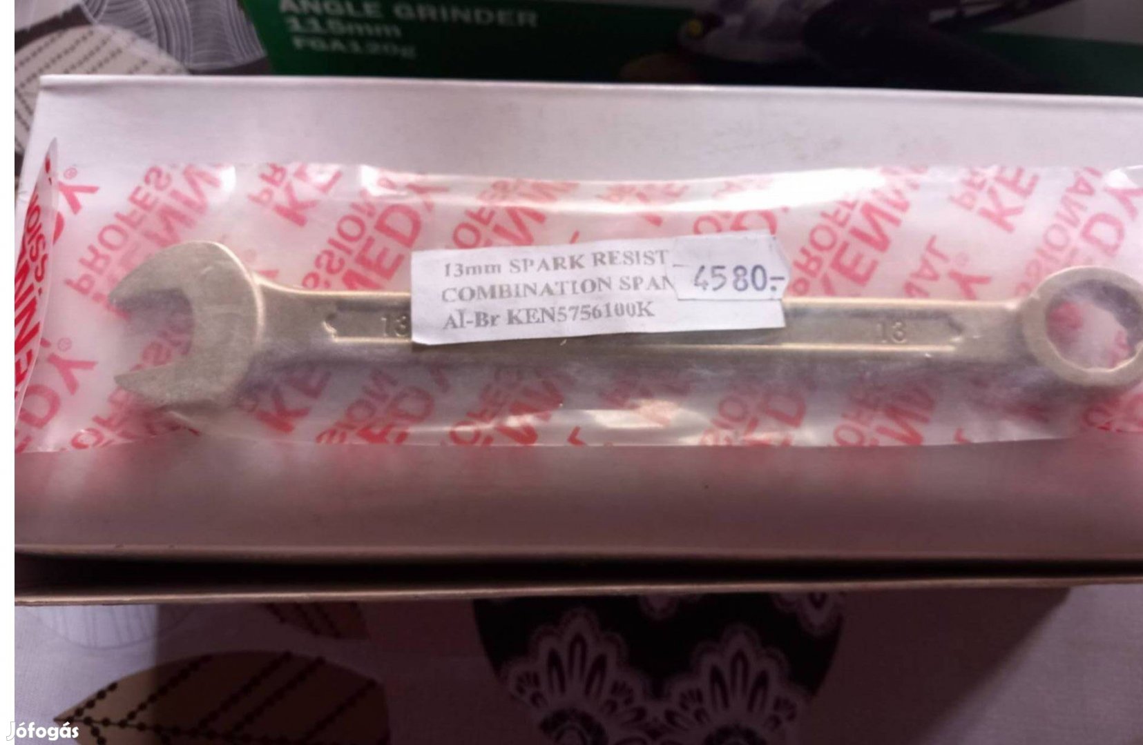 Eladó szikramentes villáskulcs