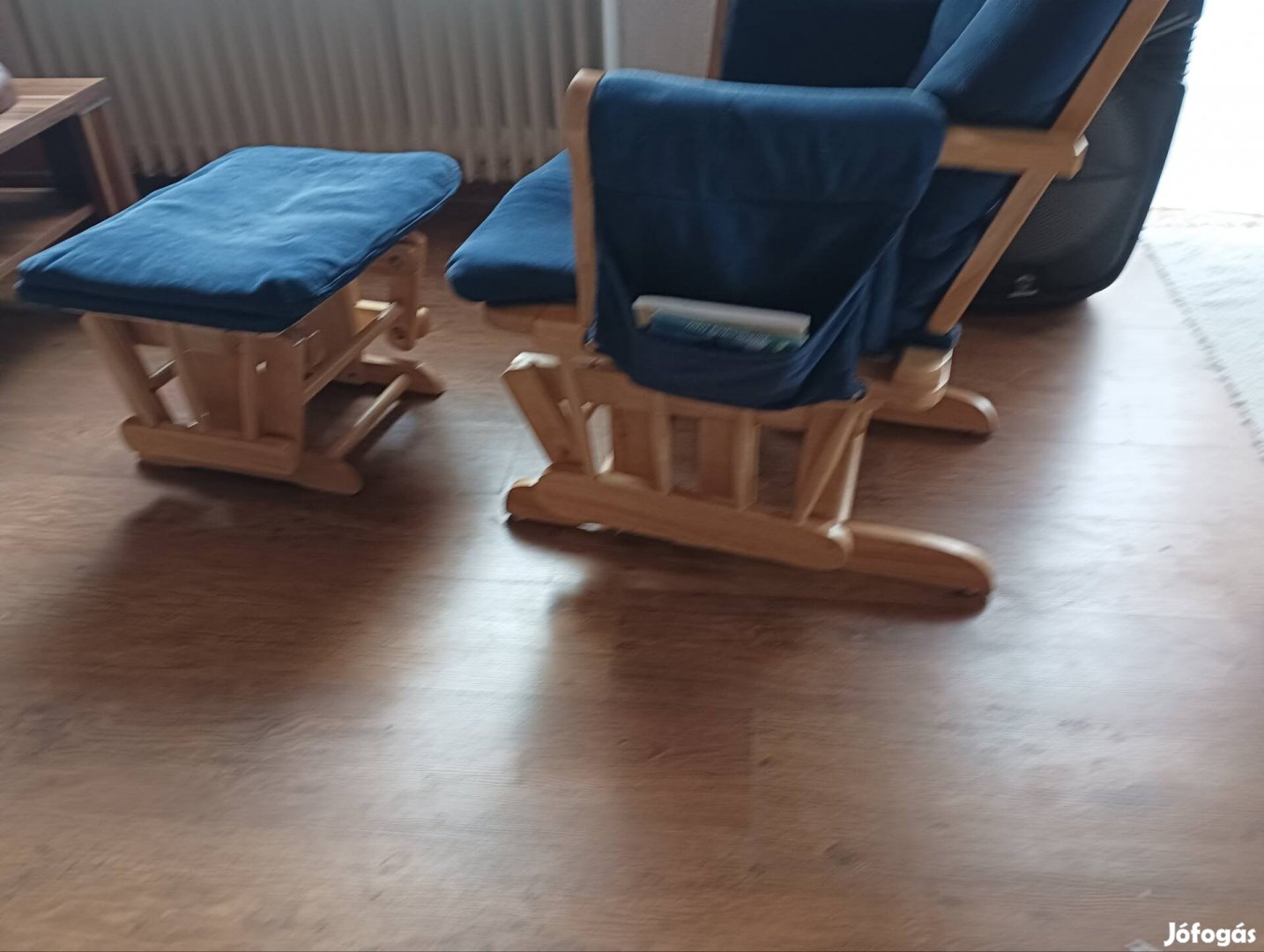 Eladó szoptatós fotel