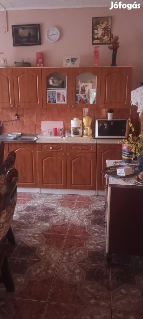 Eladó tarnazsadányi családiház
