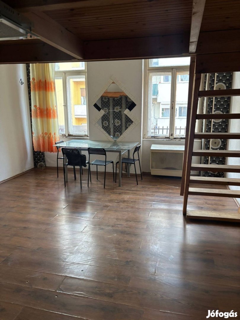 Eladó tégla lakás