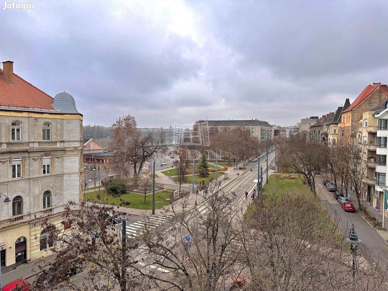 Eladó téglalakás Budapest II. kerület, Bécsi út