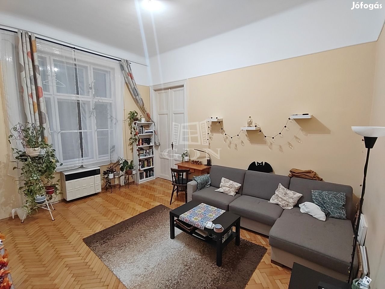 Eladó téglalakás Budapest VIII. kerület, Korányi Sándor utca
