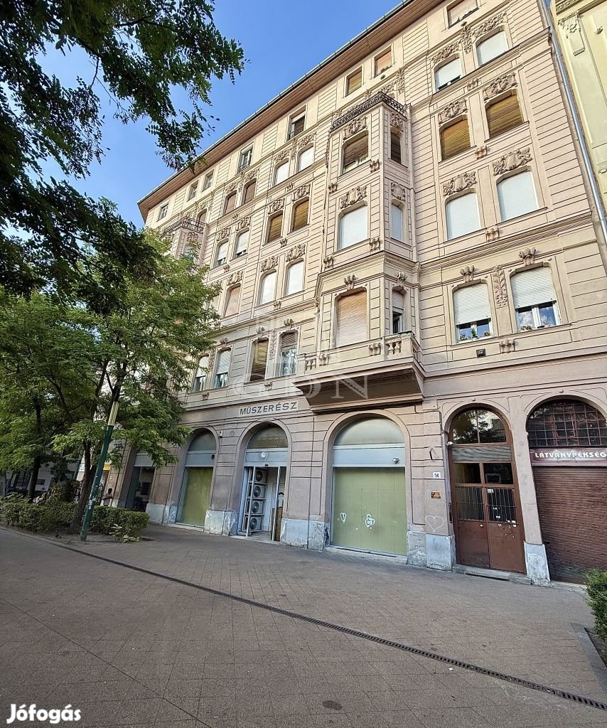Eladó téglalakás Budapest VIII. kerület, Mátyás tér
