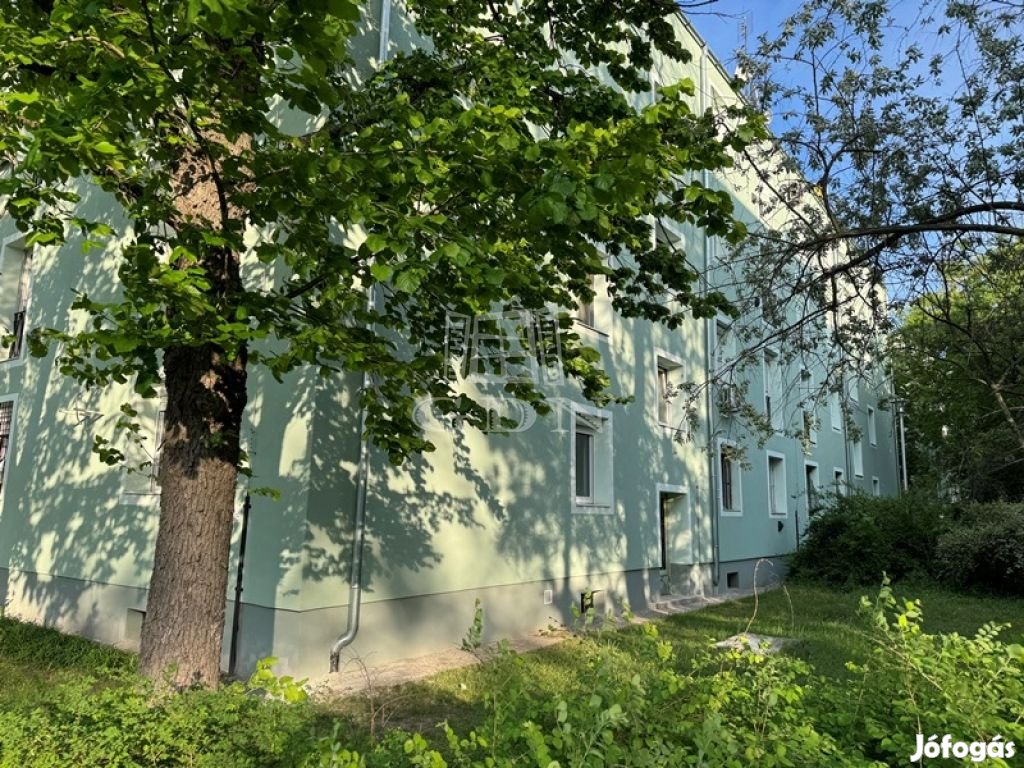 Eladó téglalakás Budapest XXI. kerület, Szabadság utca