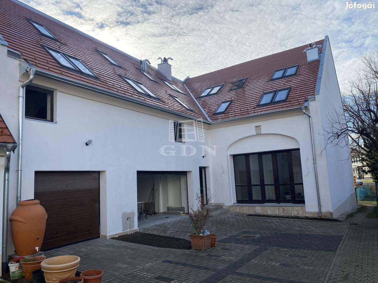 Eladó téglalakás Sopron, Belvároshoz közel