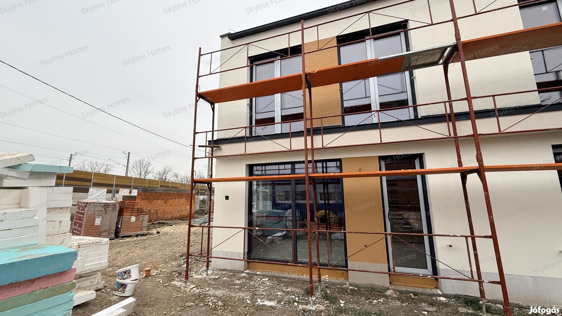 Eladó téglalakás, Dunaharaszti