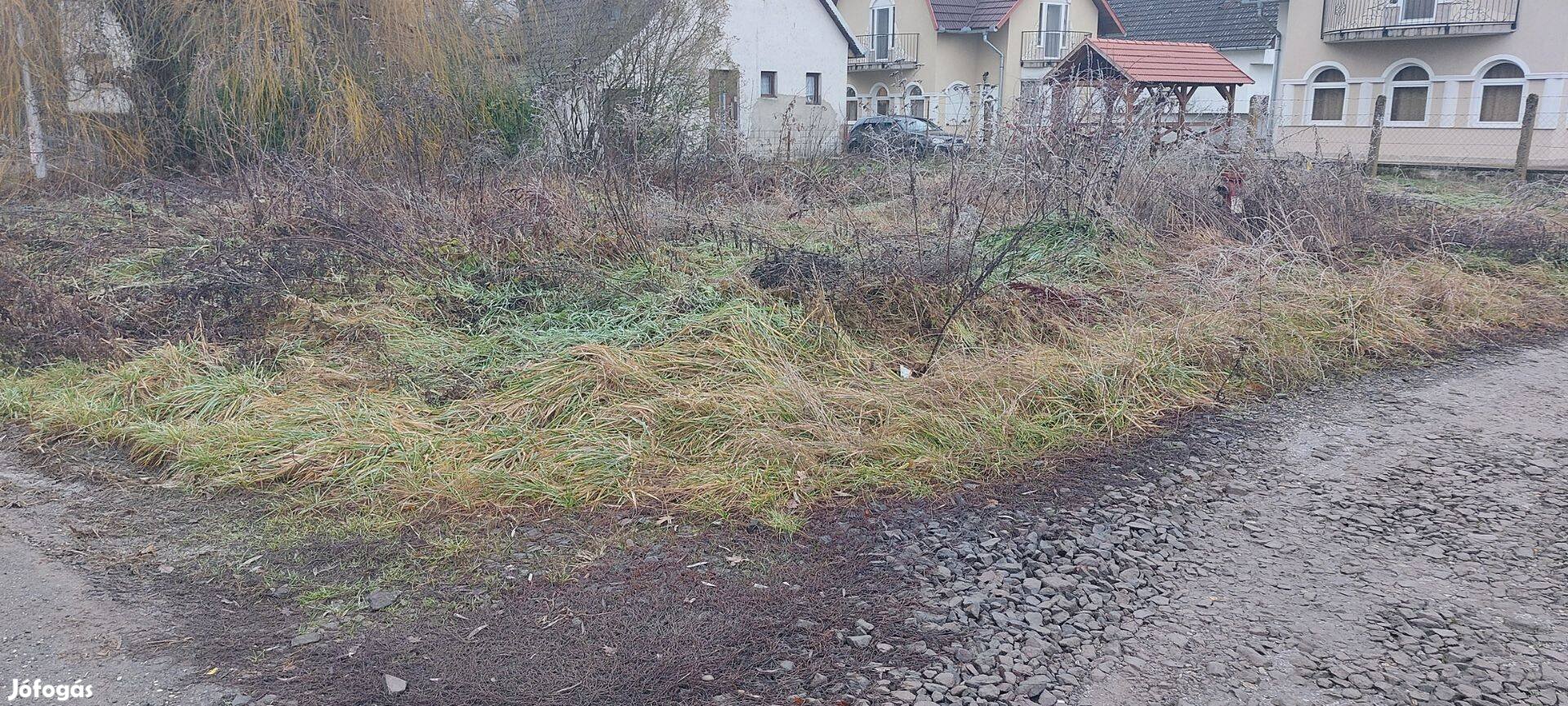 Eladó telek Gergelyiugornya és Jánd között!