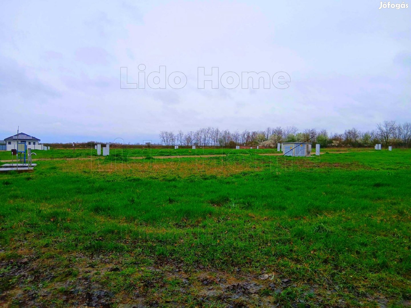 Eladó telek Jánossomorján