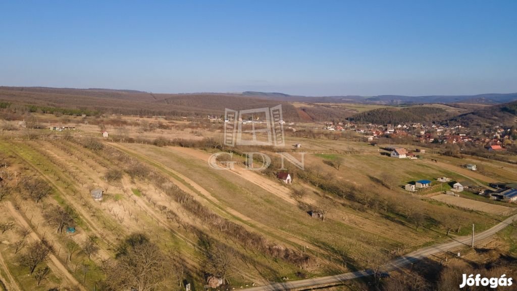 Eladó telek Kosd, Kosd szélén