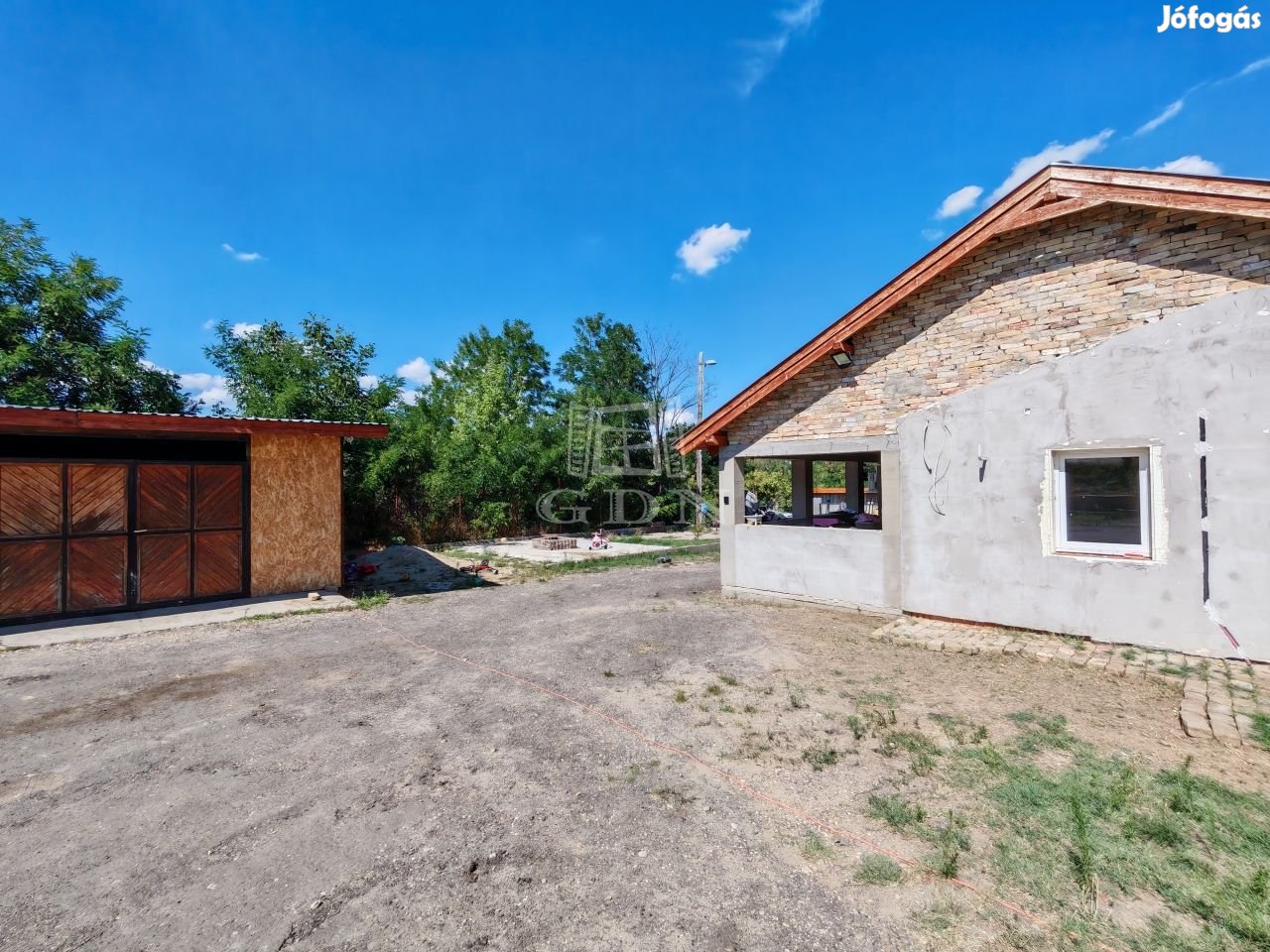 Eladó telek Pécel, Bartoshegy