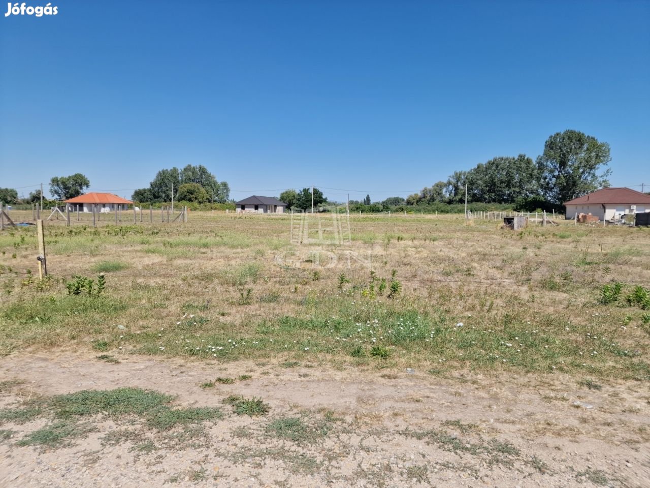 Eladó telek Tura, Penny mellett