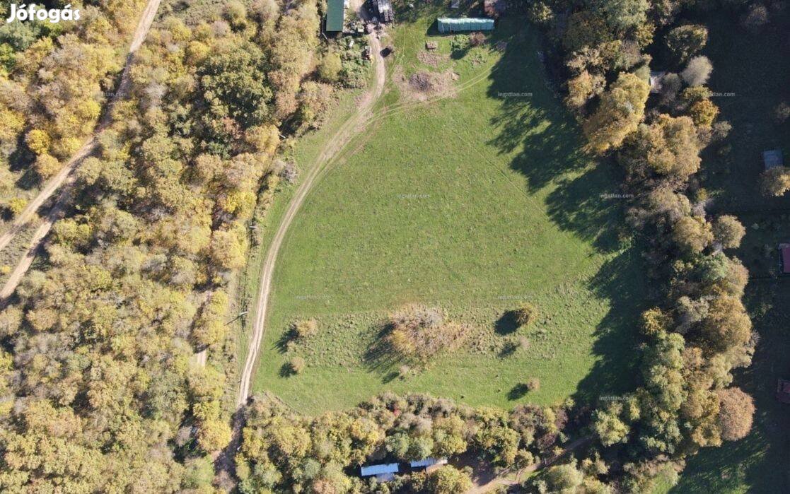 Eladó telek Zebegény Almáskert Építési telek