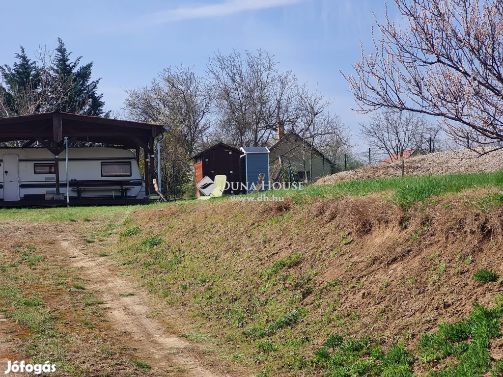 Eladó telek, Balatonkenese