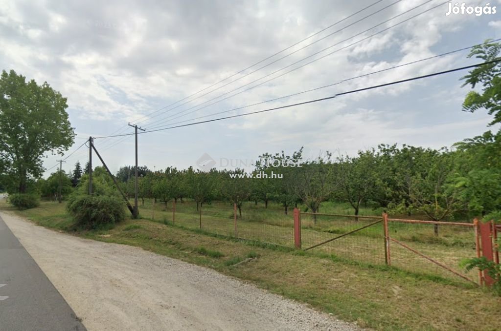 Eladó telek, Nagykőrös