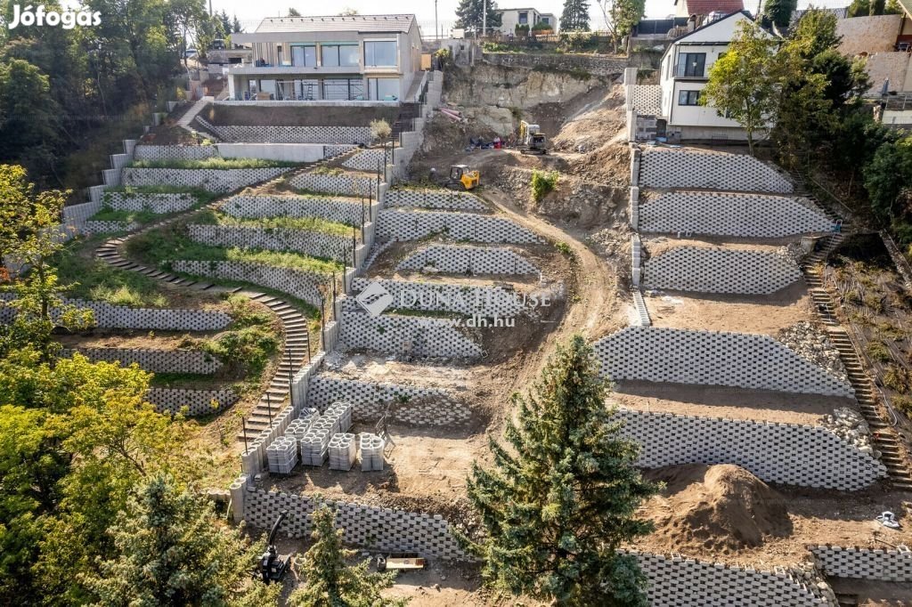 Eladó telek, Szentendre panorámás telek Napos sétány
