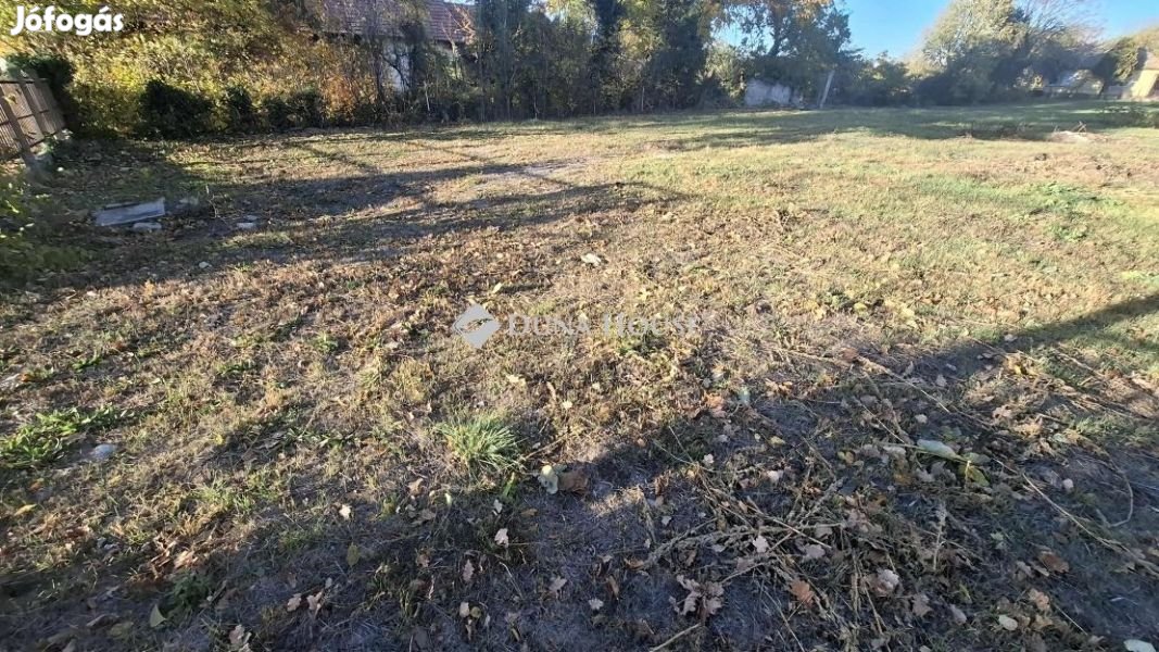 Eladó telek, Tápiógyörgye