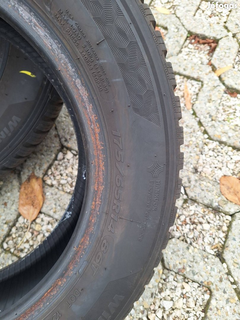 Eladó téli autógumi