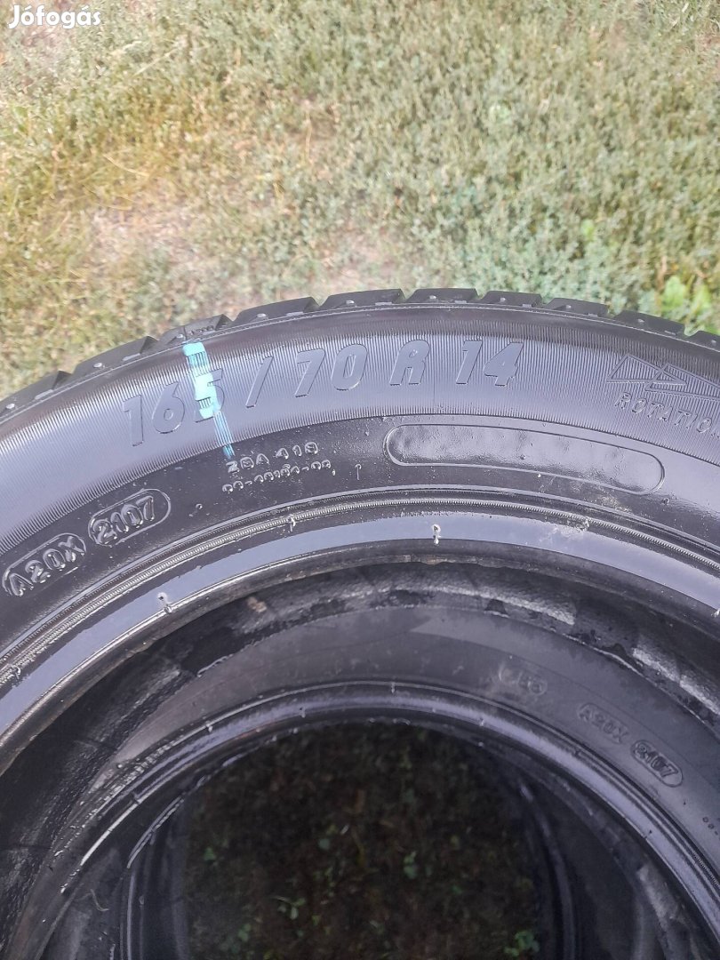 Elado téli gumi