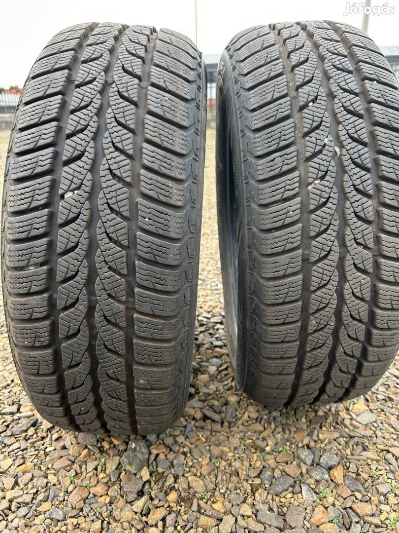 Eladó téli gumi