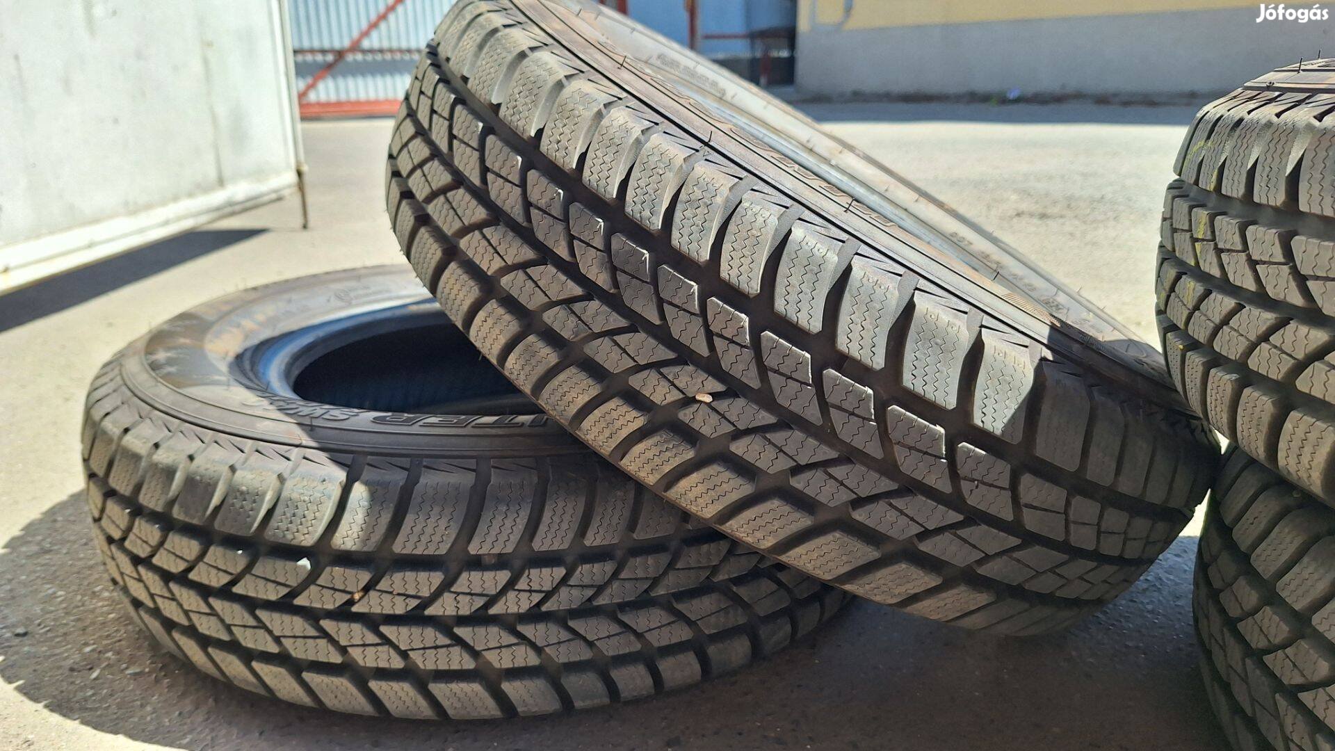 Eladó téli gumi R13