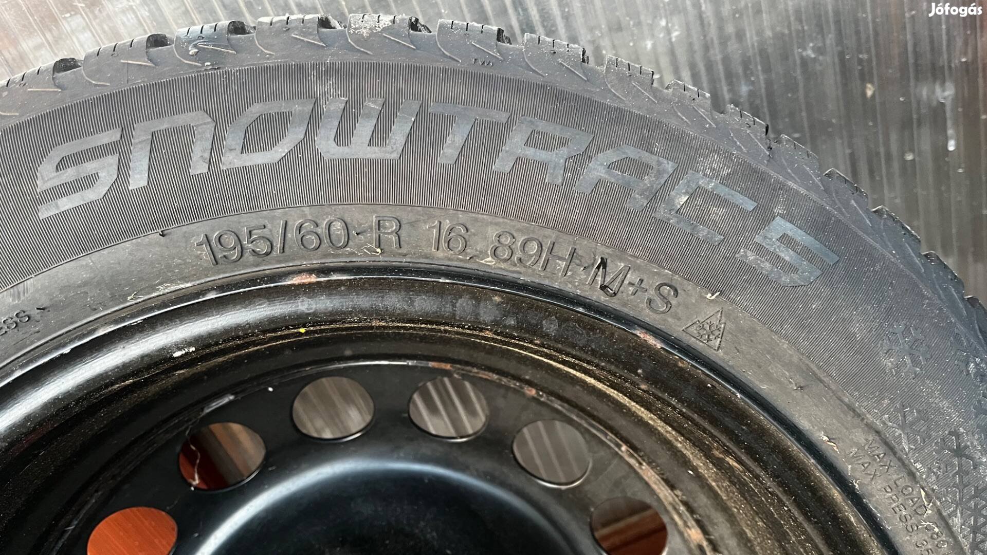 Eladó téli kerék garnitúra