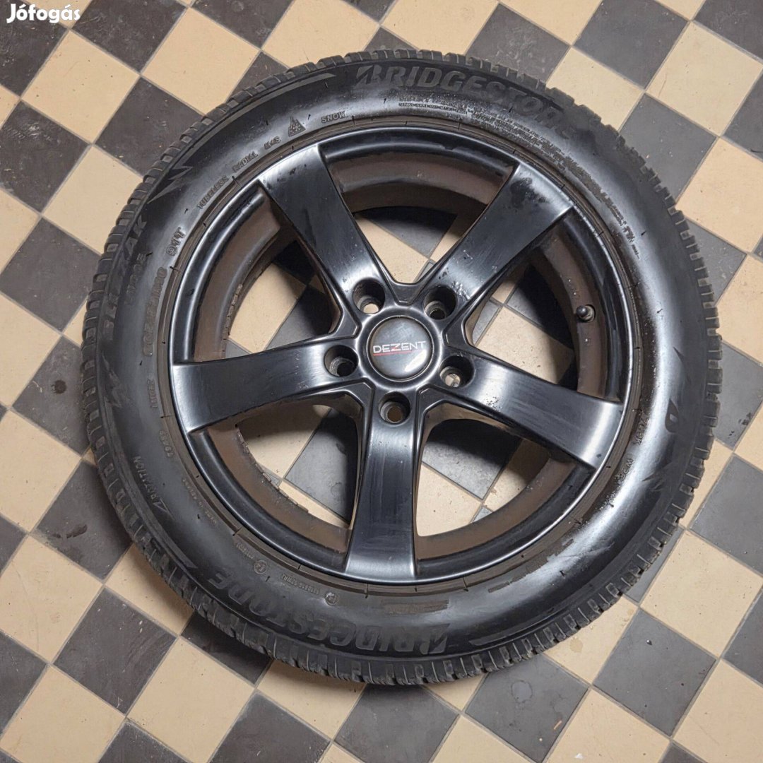 Eladó téligumi szett
