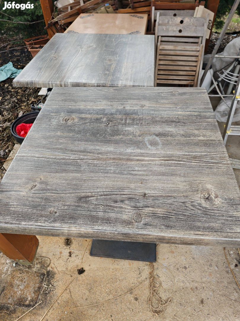 Eladó terasz asztalok 2db