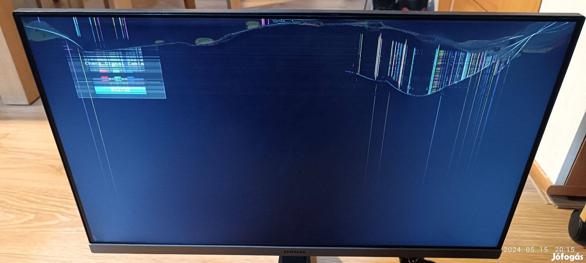 Eladó törött kijelzős samsung alig használt monitor