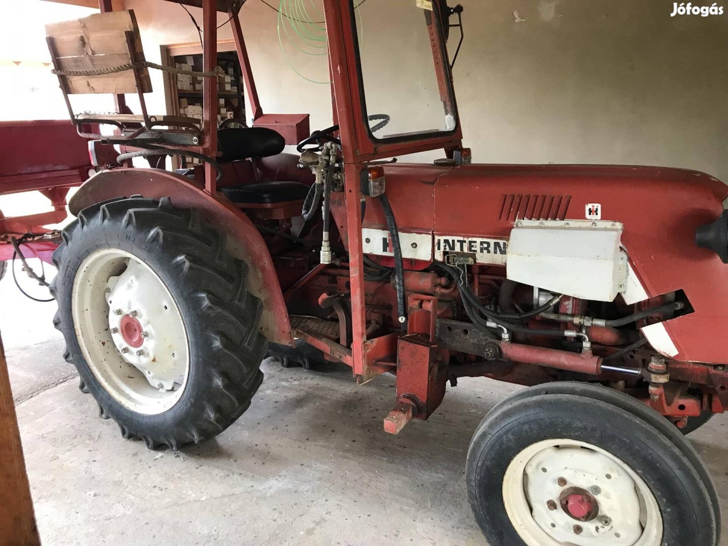 Eladó traktor IHC 533