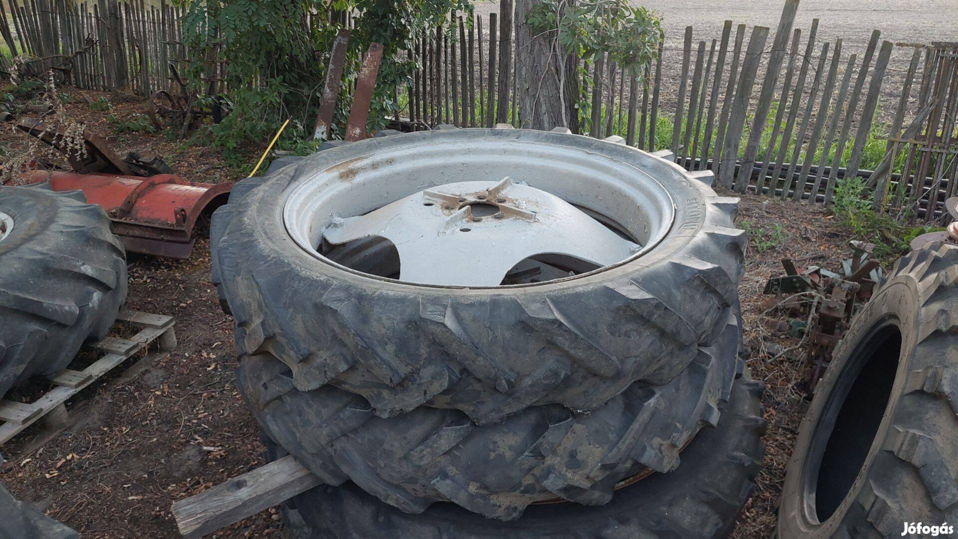 Eladó traktor kerék 9,5R36 Semperit 9,5-36