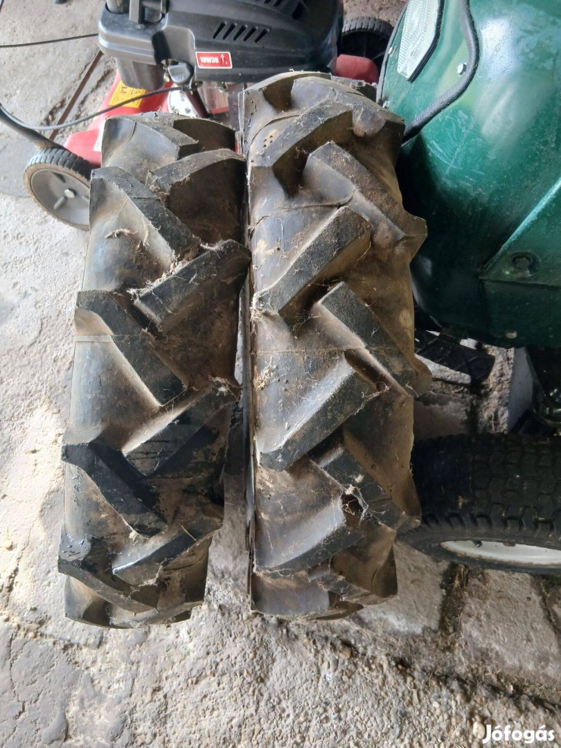 Eladó traktor mintás gumi