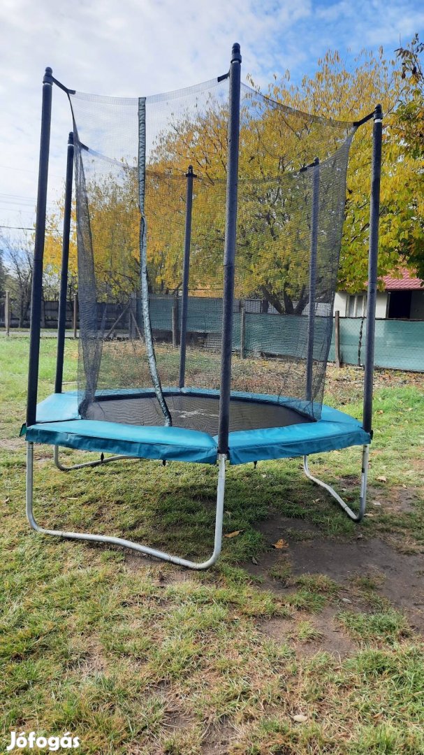 Eladó trambulin 240 cm