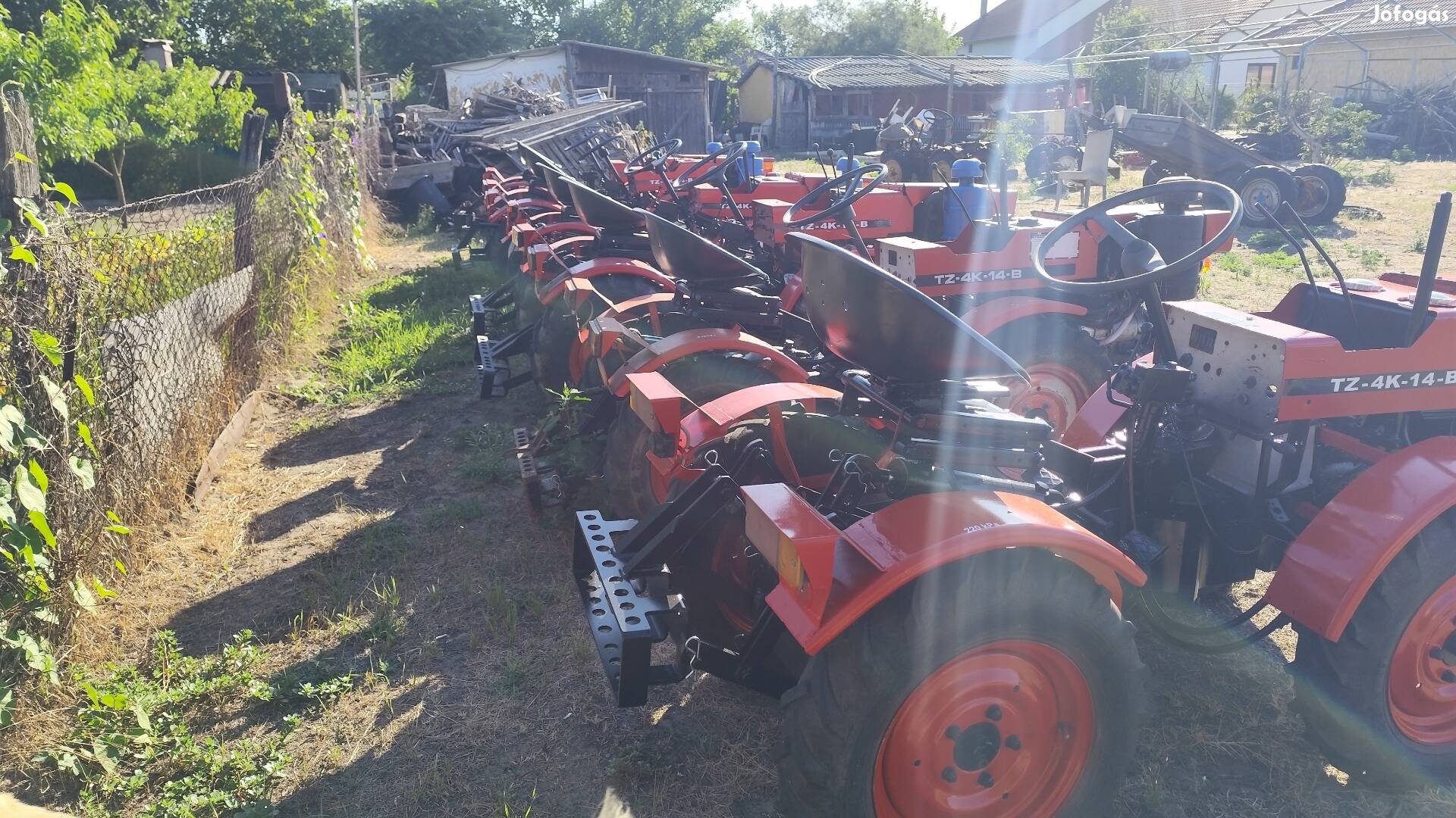 Eladó tz4k 14b kerti traktor 