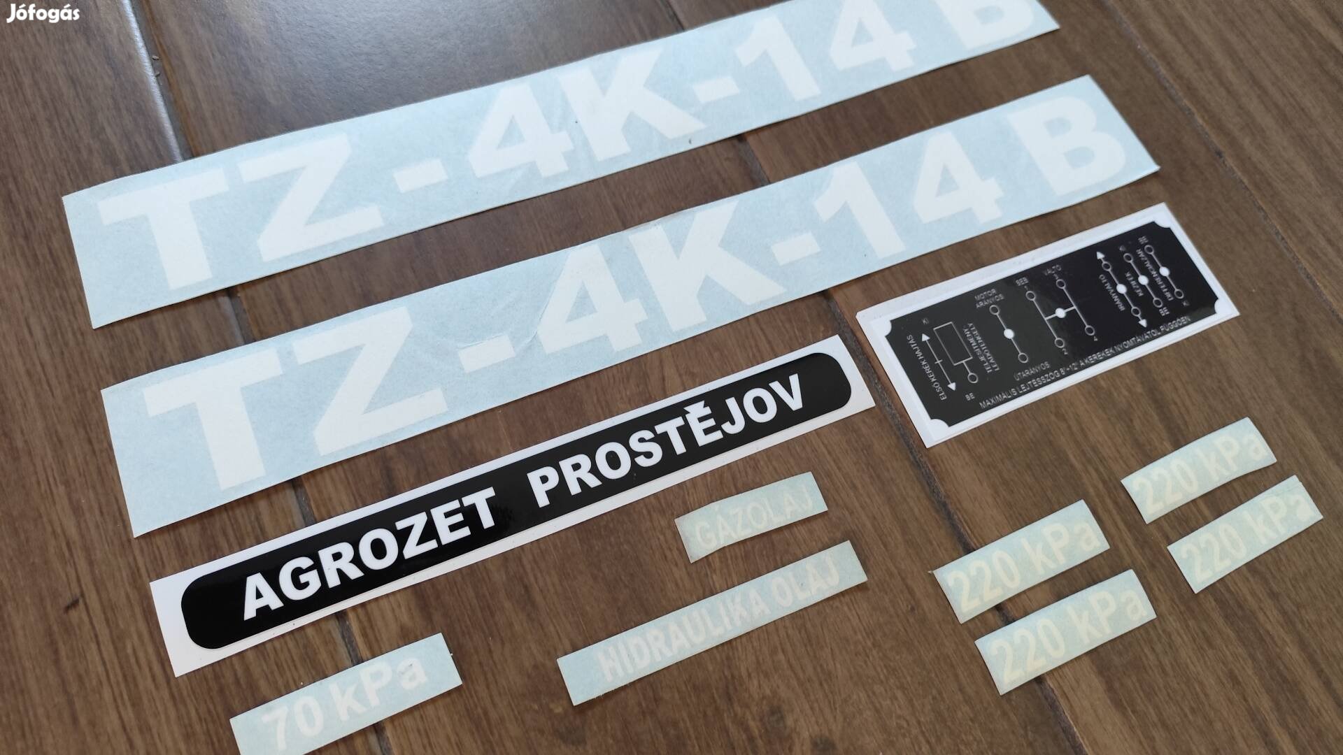 Eladó tz4k matrica garnitúra 