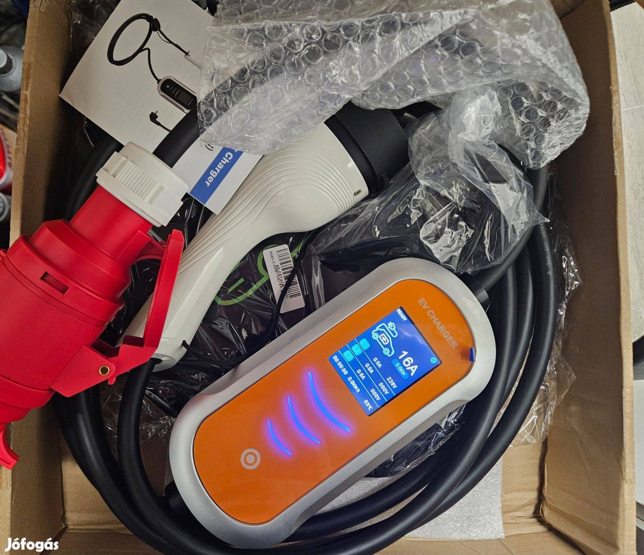 Eladó új 4m EVSE EV töltő Type 2 3 fázis (11KW) 8-16A +táska