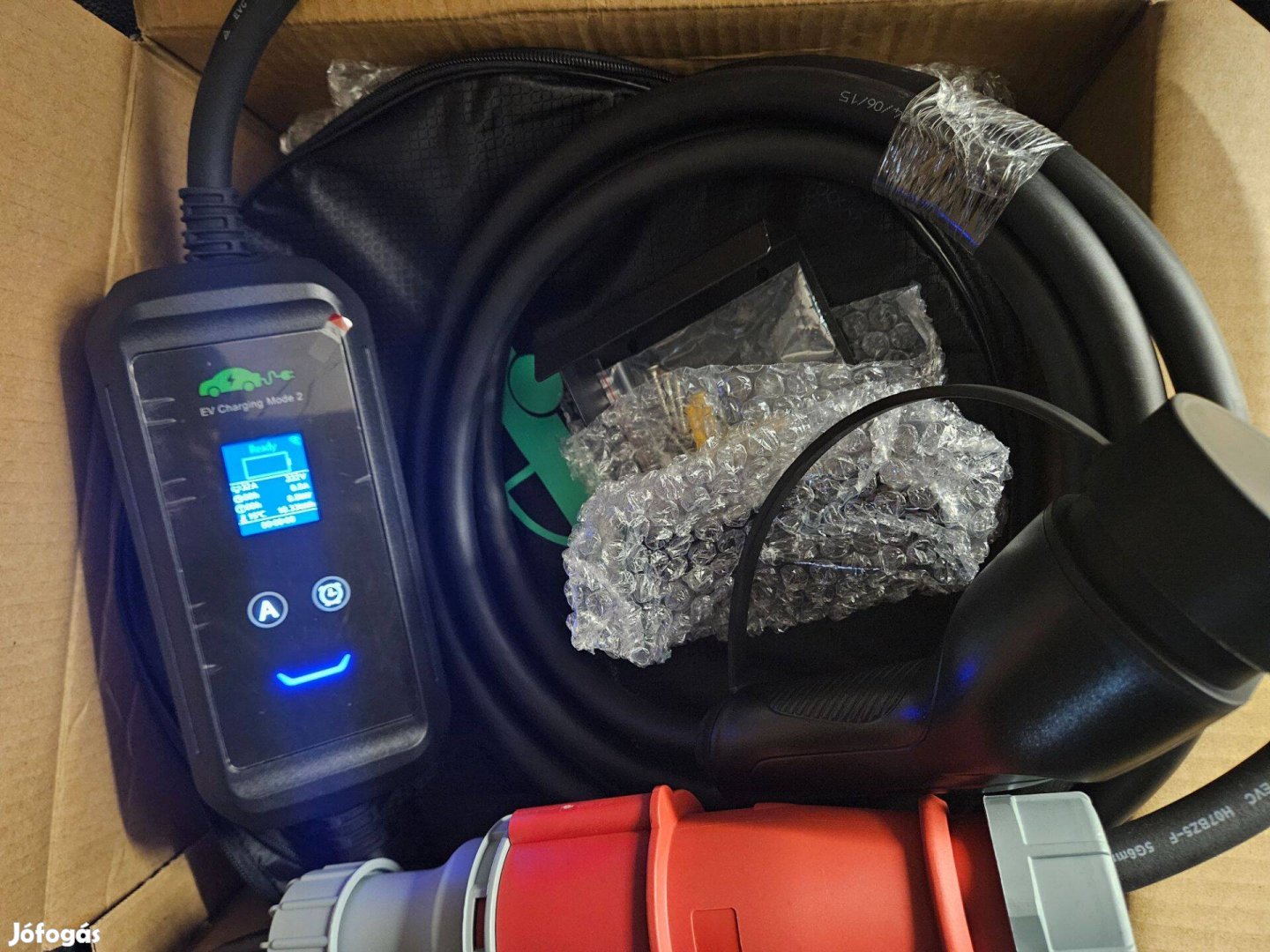 Eladó új 5m Wi-Fi EV töltő Type 2 3 fázis (22KW) 8-32A elektromos járm