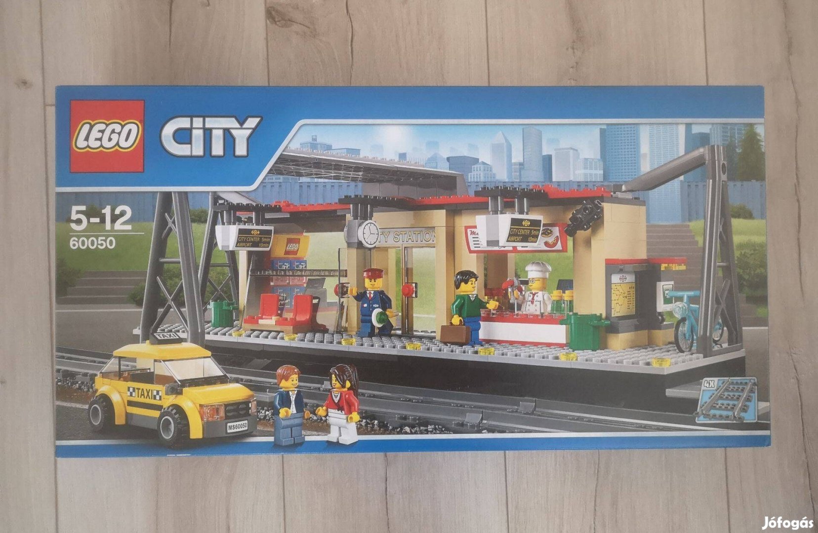 Eladó új LEGO City - Vasútállomás (60050)