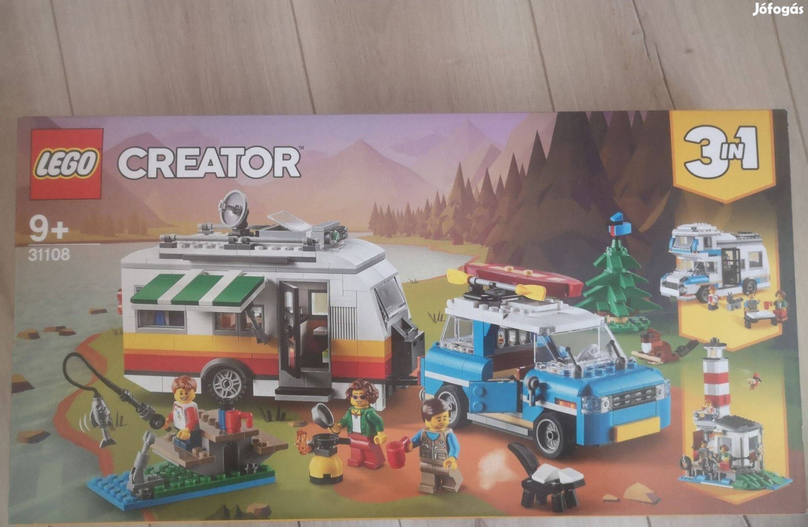 Eladó új LEGO Creator 3-in-1 - Családi vakáció lakókocsival (31108)