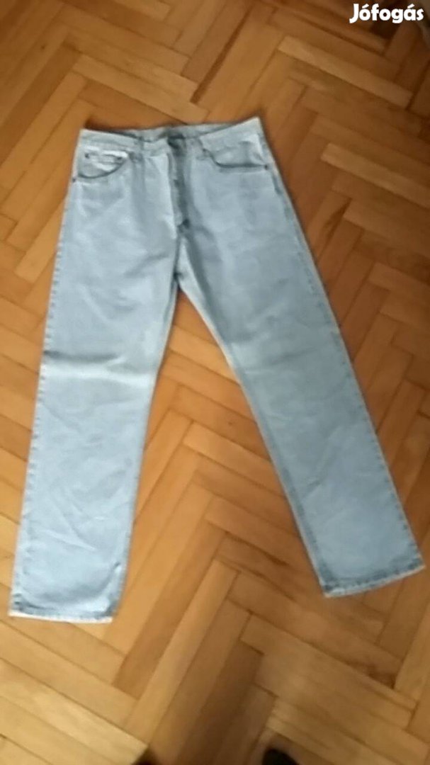 Eladó új Levi's 521-s farmer