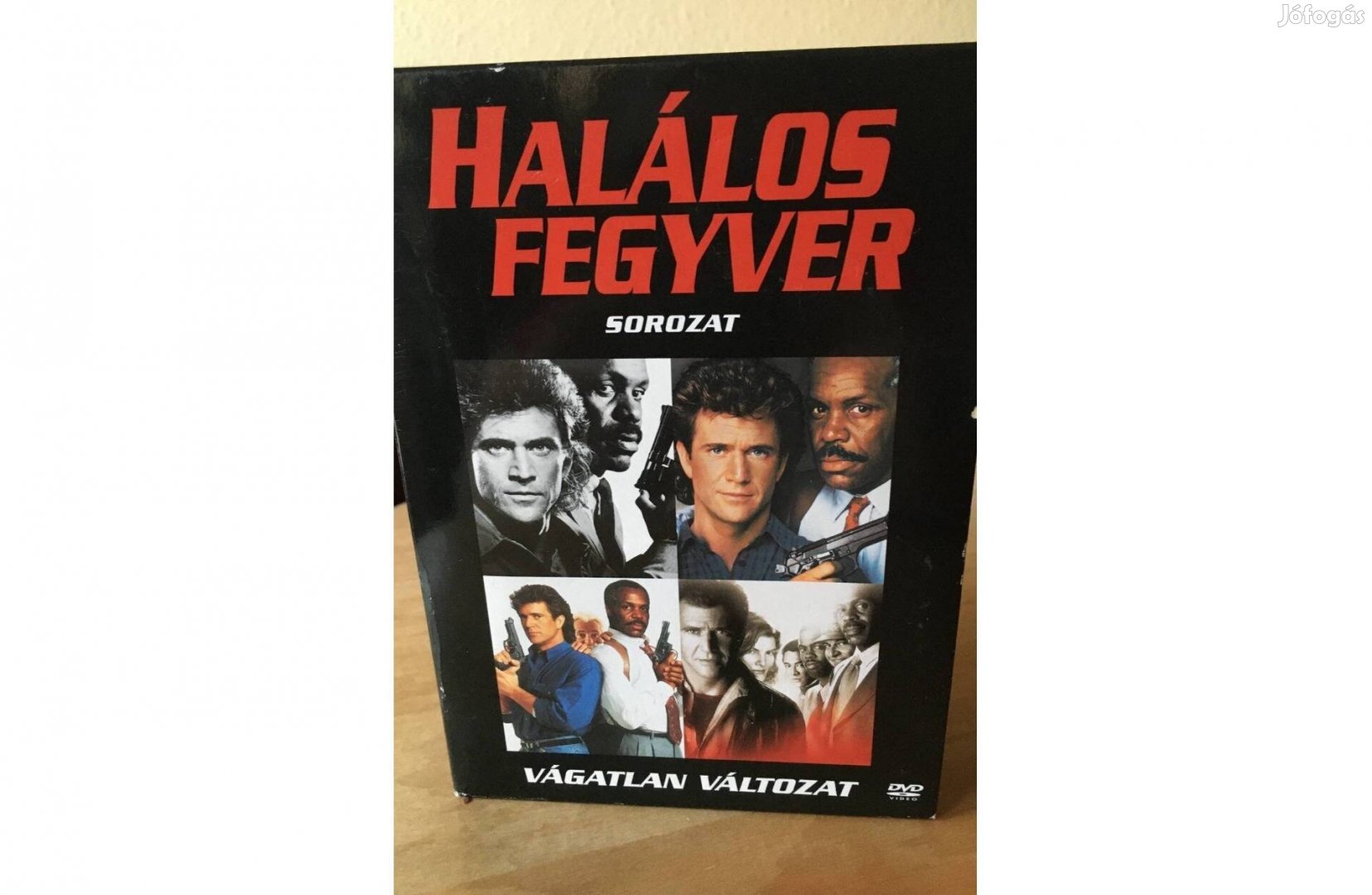 Eladó új, bontatlan Halálos fegyver 1-4 DVD egy dobozban
