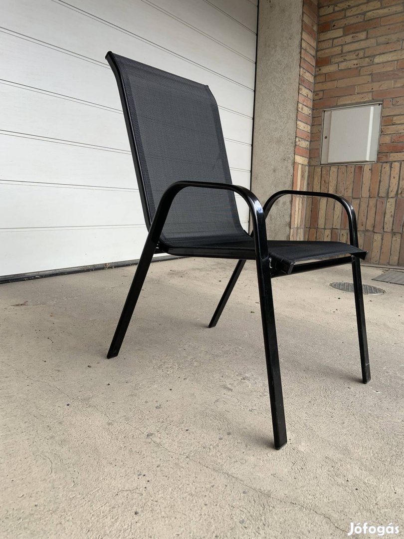 Eladó új fémvázas kerti szék