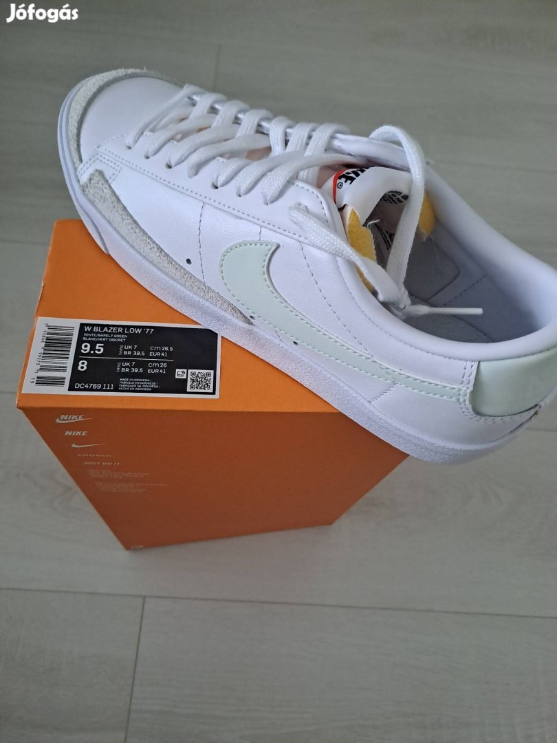 Eladó új női Nike cipő.  méret 41