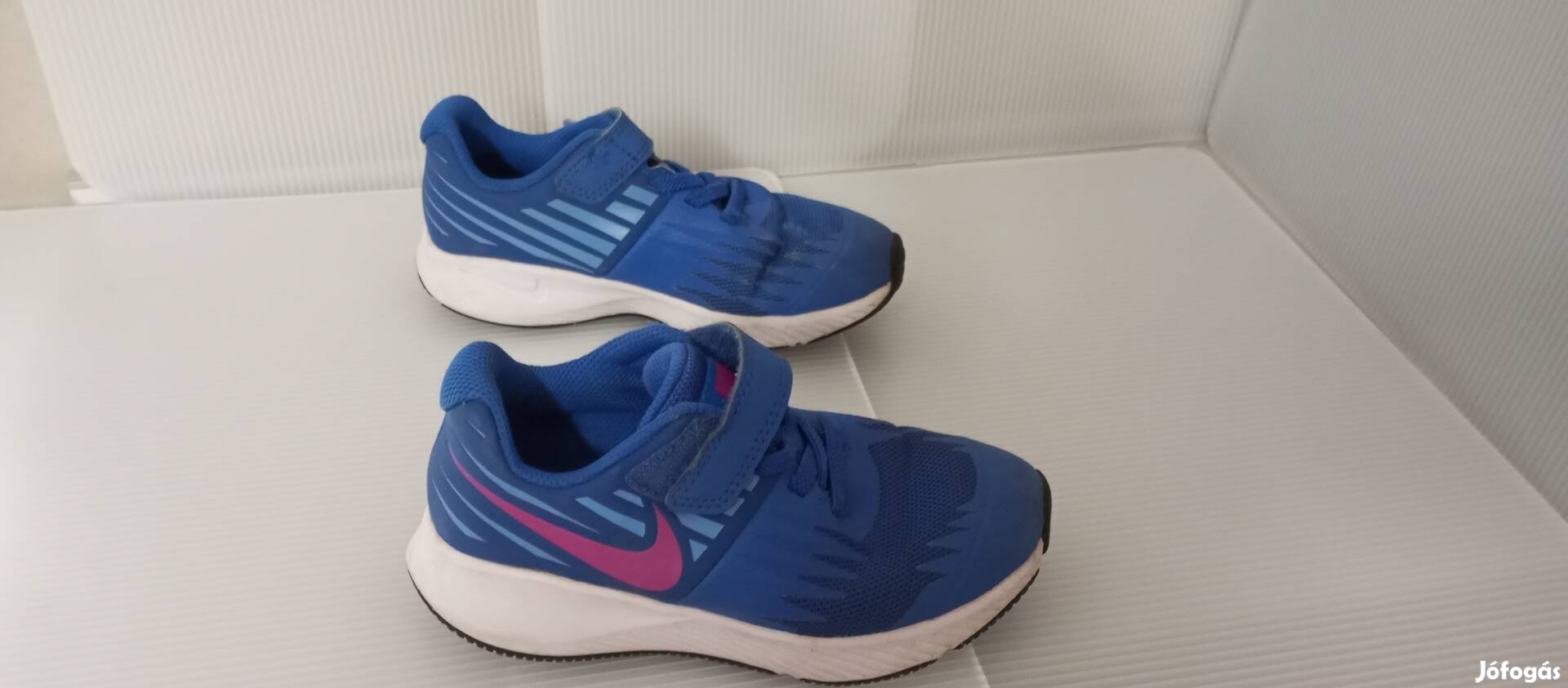 Eladó újszerű állapotban lévő Nike cipő