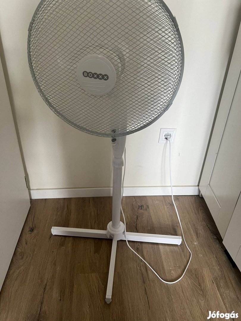 Eladó úlj , nem használt ventilátor