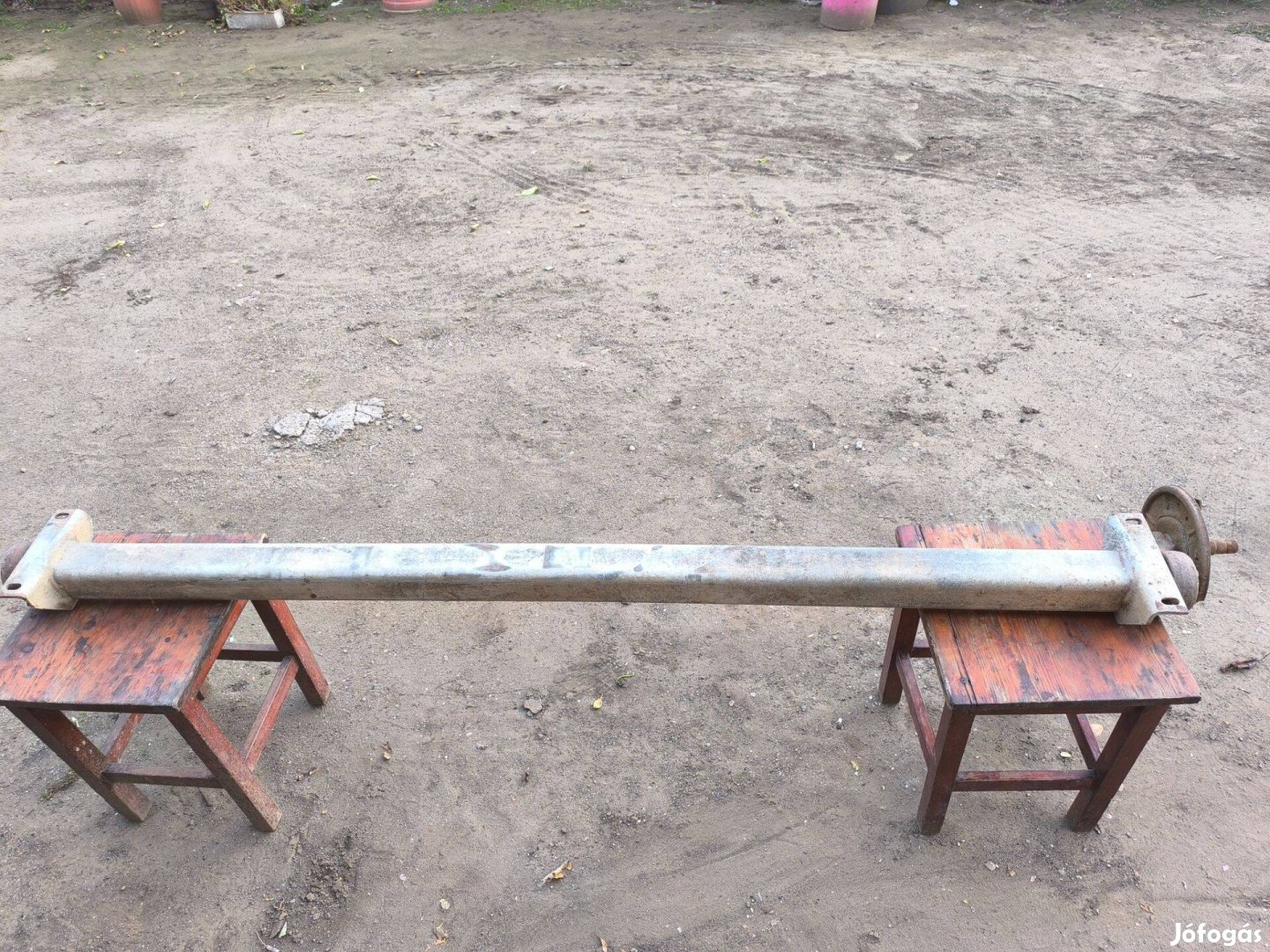 Eladó utánfutó tengely