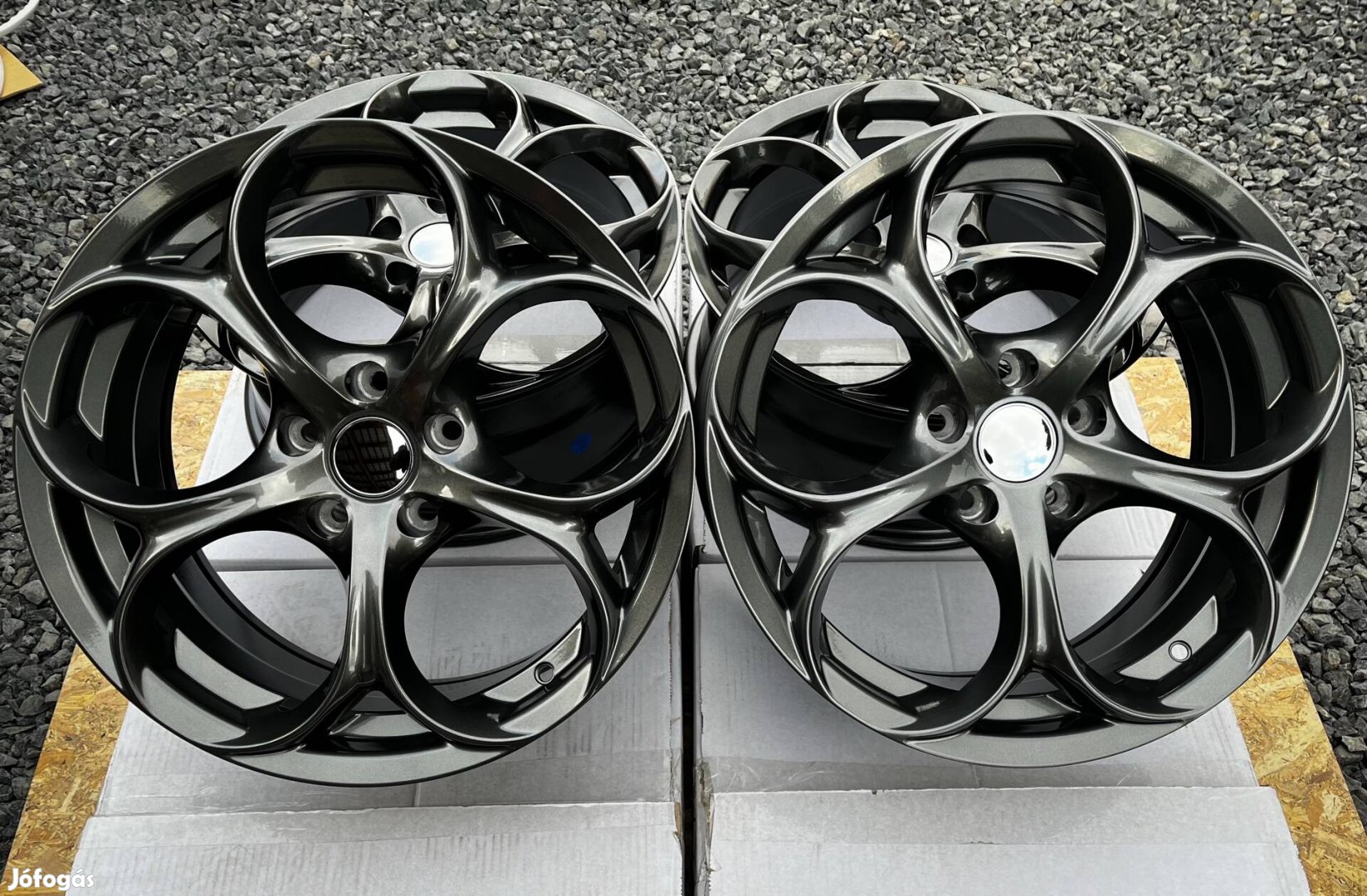 Eladó vadonatúj Rolo Graphite R17 - 5x110 alufelni