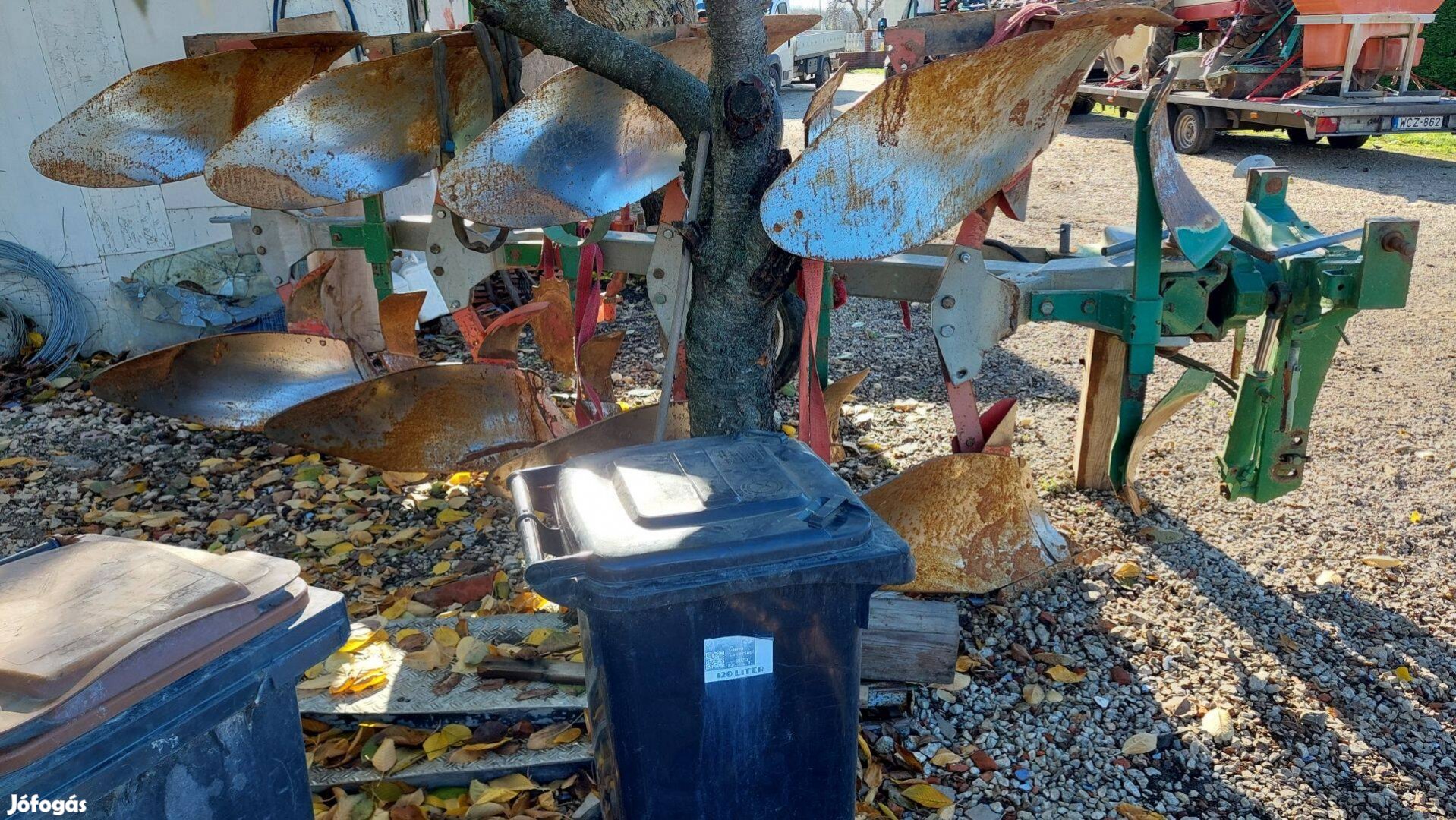 Eladó váltvaforgató eke Heger 4