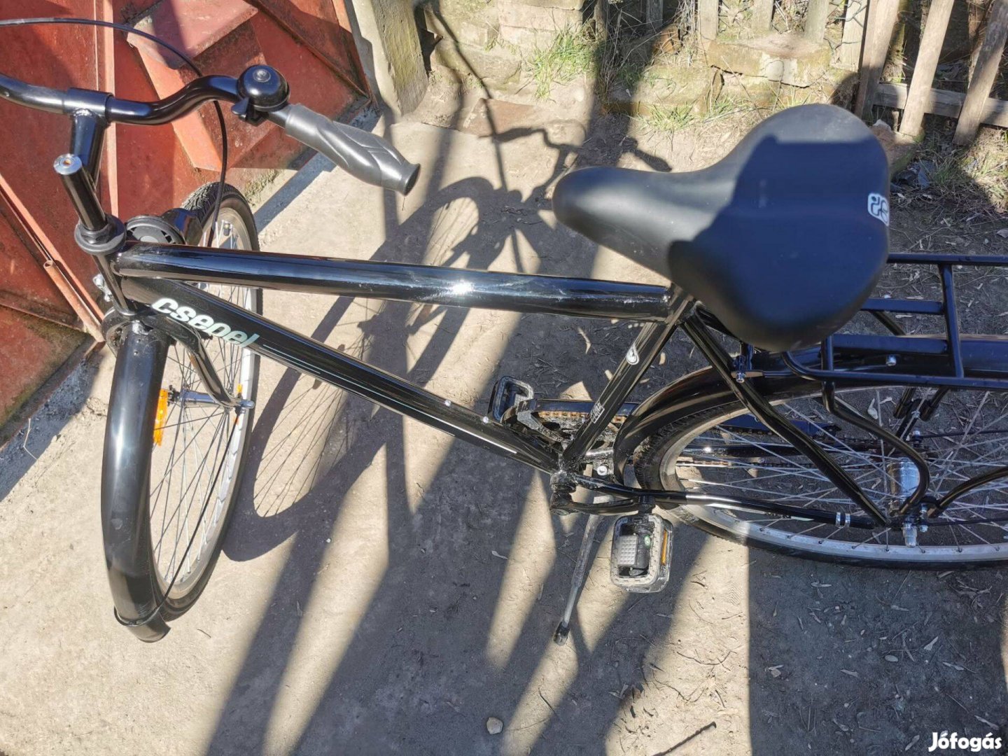 Eladó városi Csepel kerékpár